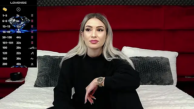 Snapshot of MinnieMe chatting on 22, 10, 2025 MinnieMe online show from 22, 10, 2025