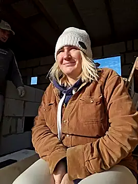 Snapshot of -Schweppes- chatting on 1, 11, 2025 -Schweppes- online show from 1, 11, 2025