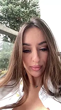 tina akira online show from 3, 11, 2025