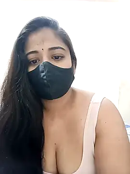 Snapshot of DIZZLING_DIVA chatting on 4, 1, 2025 DIZZLING DIVA online show from 4, 1, 2025