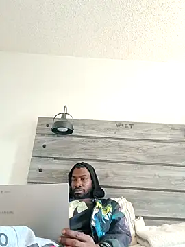 Mcoleman4642 online show from 1, 11, 2025