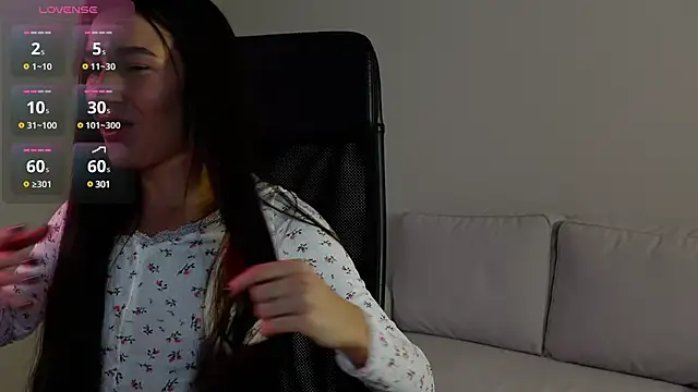 Bellla Haddid online show from 17, 3, 2025