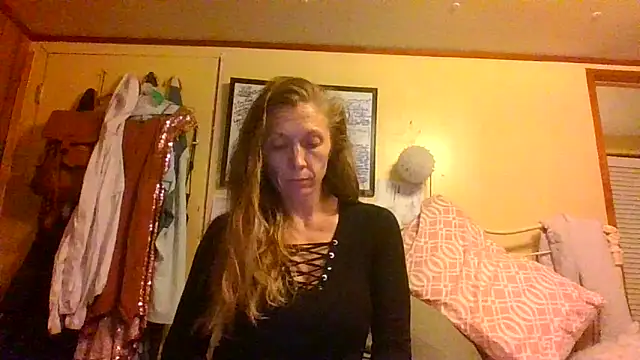 Snapshot of raybo715 chatting on 21, 6, 2026 raybo715 online show from 21, 6, 2026