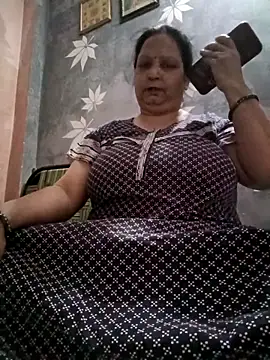 Snapshot of Kavya_kapoor chatting on 20, 4, 2026 Kavya kapoor online show from 20, 4, 2026