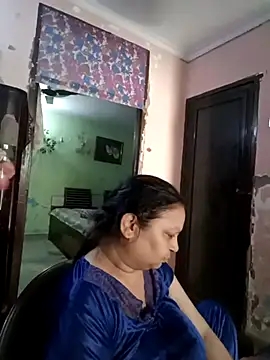 Snapshot of Kavya_kapoor chatting on 11, 5, 2026 Kavya kapoor online show from 11, 5, 2026