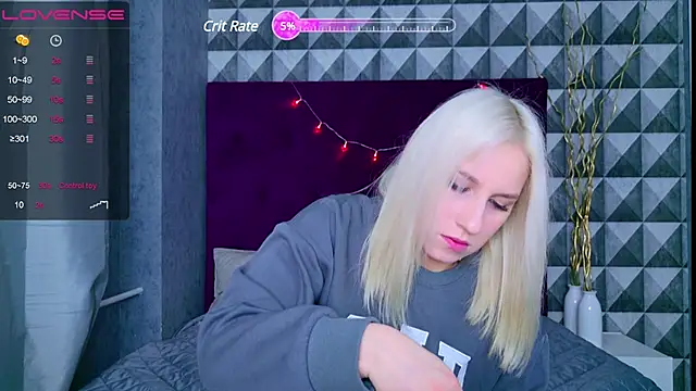 Snapshot of NellyStorm chatting on 11, 2, 2025 NellyStorm online show from 11, 2, 2025