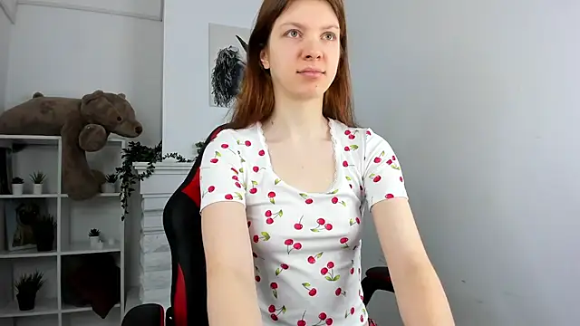 Snapshot of Baby_Evalena chatting on 7, 3, 2025 Baby Evalena online show from 7, 3, 2025