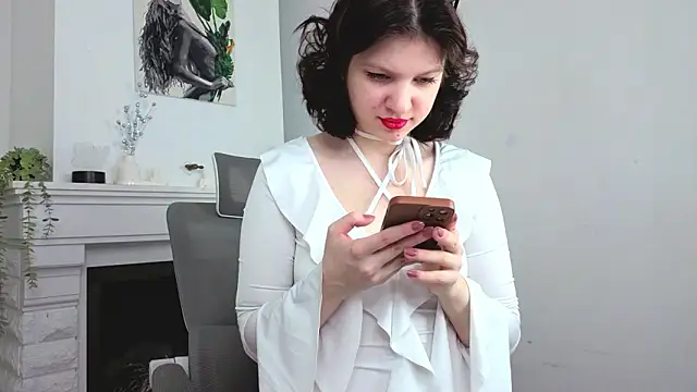 Baby Evalena online show from 8, 3, 2026