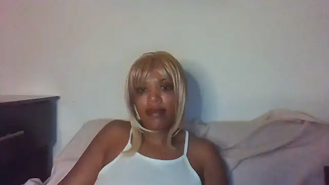 thekelliecapri online show from 4, 4, 2026