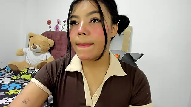 veky saliva01 online show from 17, 12, 2024