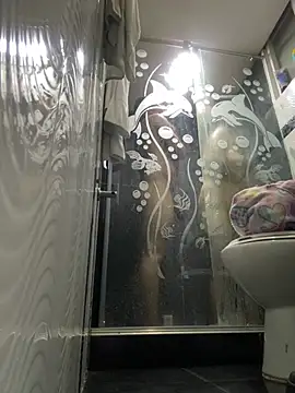 ZMalco2Hend8 online show from 21, 4, 2026