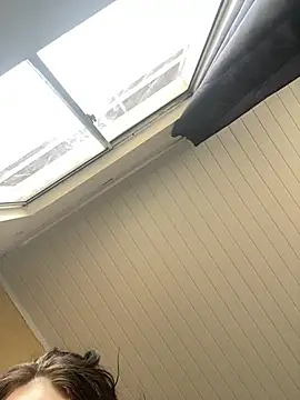 Snapshot of Vih222 chatting on 9, 1, 2025 Vih222 online show from 9, 1, 2025