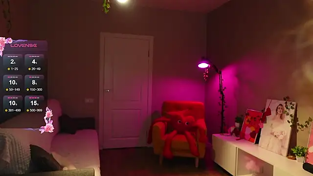 Snapshot of SpiceJessy chatting on 17, 2, 2026 SpiceJessy online show from 17, 2, 2026