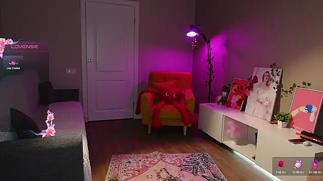 Snapshot of SpiceJessy chatting on 25, 2, 2026 SpiceJessy online show from 25, 2, 2026