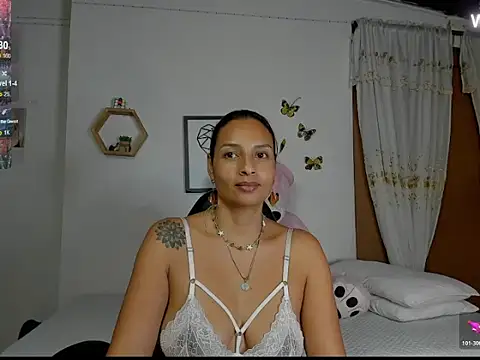 mykaelahoney online show from 24, 11, 2025