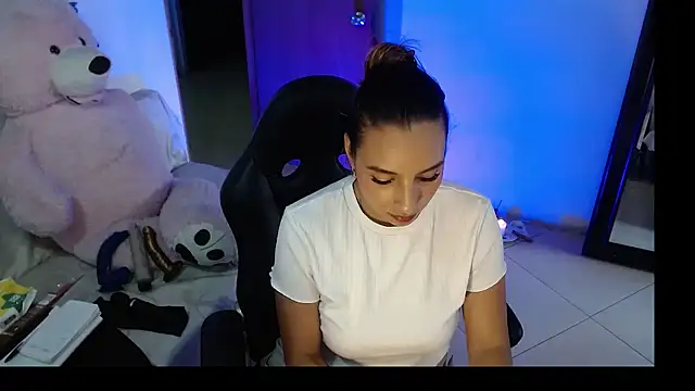 mykaelahoney online show from 7, 5, 2026