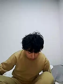 Snapshot of whitebriefboy chatting on 28, 1, 2025 whitebriefboy online show from 28, 1, 2025