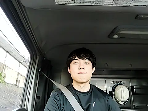 Snapshot of whitebriefboy chatting on 20, 6, 2026 whitebriefboy online show from 20, 6, 2026
