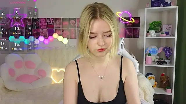 Snapshot of Dragonwind chatting on 19, 2, 2025 Dragonwind online show from 19, 2, 2025