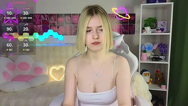 Snapshot of Dragonwind chatting on 21, 2, 2025 Dragonwind online show from 21, 2, 2025