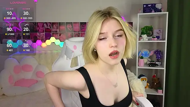 Snapshot of Dragonwind chatting on 22, 2, 2025 Dragonwind online show from 22, 2, 2025