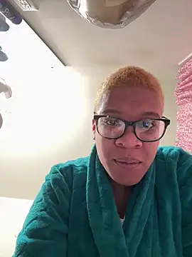 Snapshot of SexyHoneyRedd chatting on 28, 2, 2026 SexyHoneyRedd online show from 28, 2, 2026