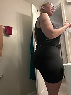 Snapshot of SexyHoneyRedd chatting on 22, 6, 2026 SexyHoneyRedd online show from 22, 6, 2026