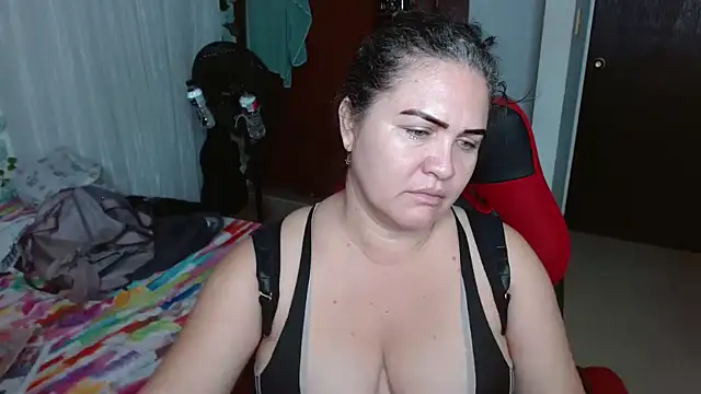 helenca43 online show from 25, 2, 2026