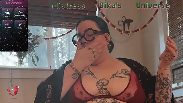 MissBika online show from 15, 2, 2025