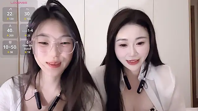 Sweet-Angel999 online show from 4, 3, 2025