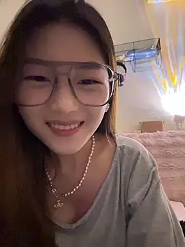 Snapshot of Sweet-Angel999 chatting on 5, 2, 2026 Sweet-Angel999 online show from 5, 2, 2026