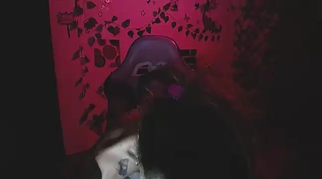 Snapshot of Dy_Hanna chatting on 6, 2, 2025 Dy Hanna online show from 6, 2, 2025