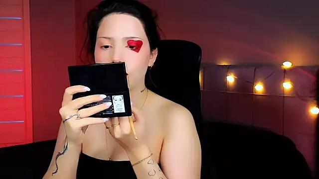 Snapshot of Stacy_Gonzales_ chatting on 14, 2, 2025 Stacy Gonzales  online show from 14, 2, 2025