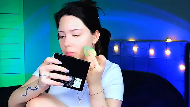 Snapshot of Stacy_Gonzales_ chatting on 4, 3, 2025 Stacy Gonzales  online show from 4, 3, 2025