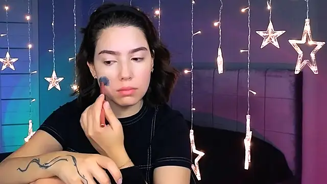 Snapshot of Stacy_Gonzales_ chatting on 28, 9, 2025 Stacy Gonzales  online show from 28, 9, 2025