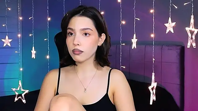 Snapshot of Stacy_Gonzales_ chatting on 8, 10, 2025 Stacy Gonzales  online show from 8, 10, 2025