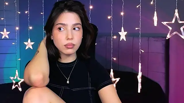 Snapshot of Stacy_Gonzales_ chatting on 9, 10, 2025 Stacy Gonzales  online show from 9, 10, 2025