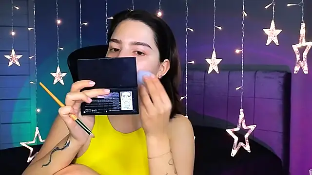 Snapshot of Stacy_Gonzales_ chatting on 19, 10, 2025 Stacy Gonzales  online show from 19, 10, 2025