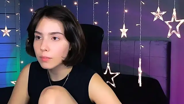 Snapshot of Stacy_Gonzales_ chatting on 22, 10, 2025 Stacy Gonzales  online show from 22, 10, 2025