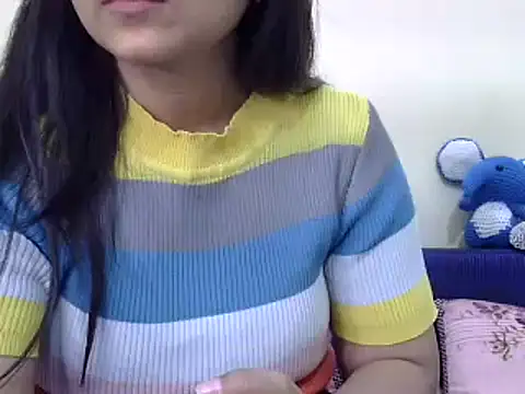 Snapshot of WildRuhi20 chatting on 4, 12, 2024 WildRuhi20 online show from 4, 12, 2024