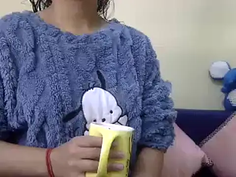 Snapshot of WildRuhi20 chatting on 10, 1, 2025 WildRuhi20 online show from 10, 1, 2025