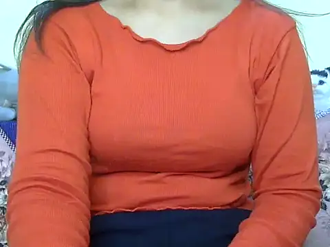 Snapshot of WildRuhi20 chatting on 11, 1, 2025 WildRuhi20 online show from 11, 1, 2025