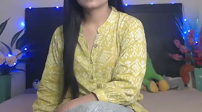 Snapshot of WildRuhi20 chatting on 9, 3, 2025 WildRuhi20 online show from 9, 3, 2025