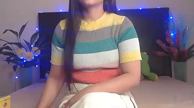 Snapshot of WildRuhi20 chatting on 12, 3, 2025 WildRuhi20 online show from 12, 3, 2025