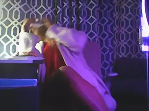 Snapshot of YourFaceMyThrone27 chatting on 20, 12, 2024 YourFaceMyThrone27 online show from 20, 12, 2024