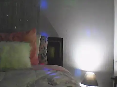 Snapshot of YourFaceMyThrone27 chatting on 19, 2, 2025 YourFaceMyThrone27 online show from 19, 2, 2025