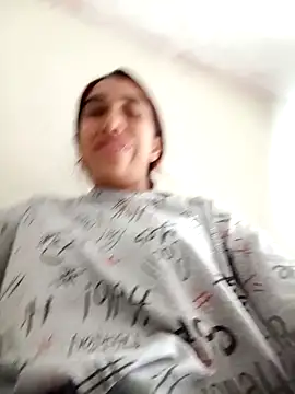 ifeelverywet andhot online show from 29, 1, 2025