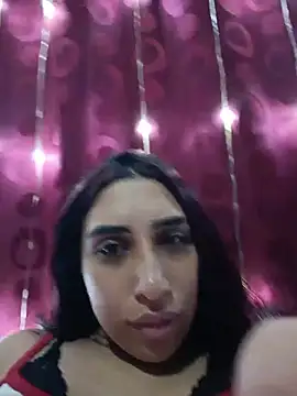 ifeelverywet andhot online show from 13, 5, 2026