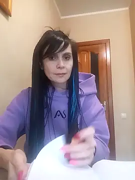 Francenia lolis online show from 13, 11, 2025