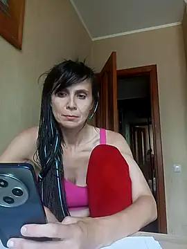 Francenia lolis online show from 11, 7, 2026